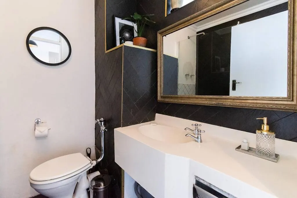 One Bedroom Oasis - Kloof Street ケープタウン アパート
